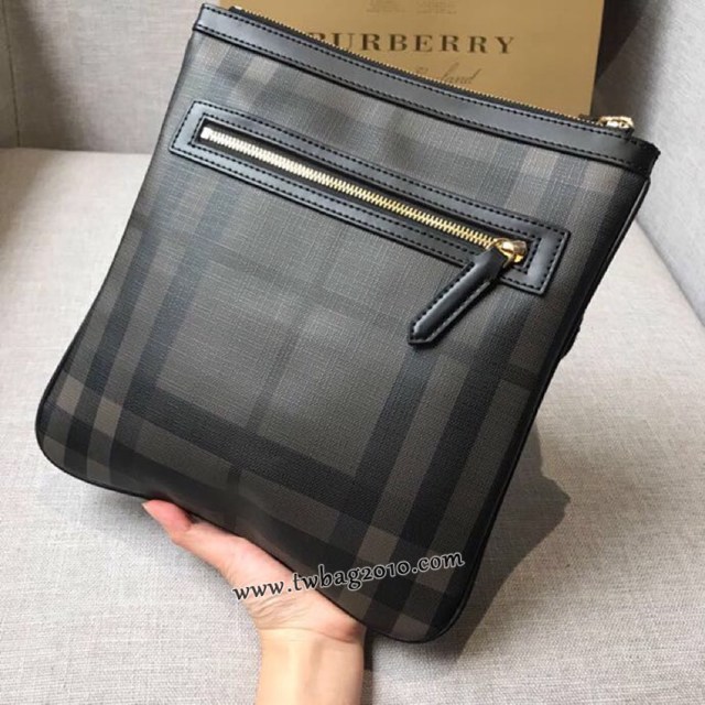 Burberry專門店新款單肩斜挎包 巴寶莉London格紋男士單肩斜挎包 yxb1298